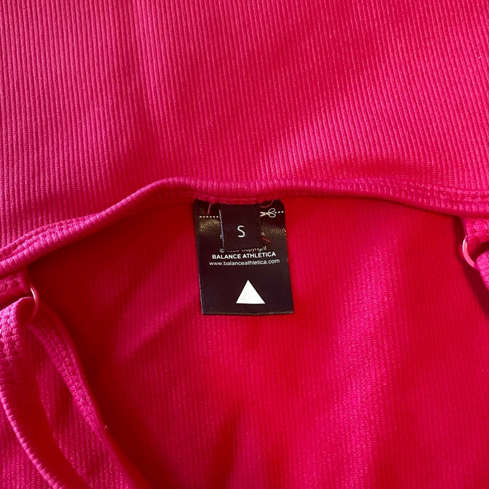 Balance Athletica Key Tank - Hibiscus - Picture 3 of 3